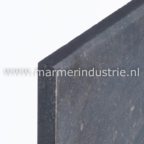 Belgisch hardsteen gevelplinten (Gezoet) - 1,5cm