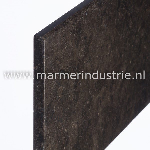 Belgisch hardsteen gevelplinten (Donker gezoet) - 1,5cm